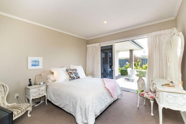 Photo of property in 8 Te Heipora Place, Havelock North, 4130