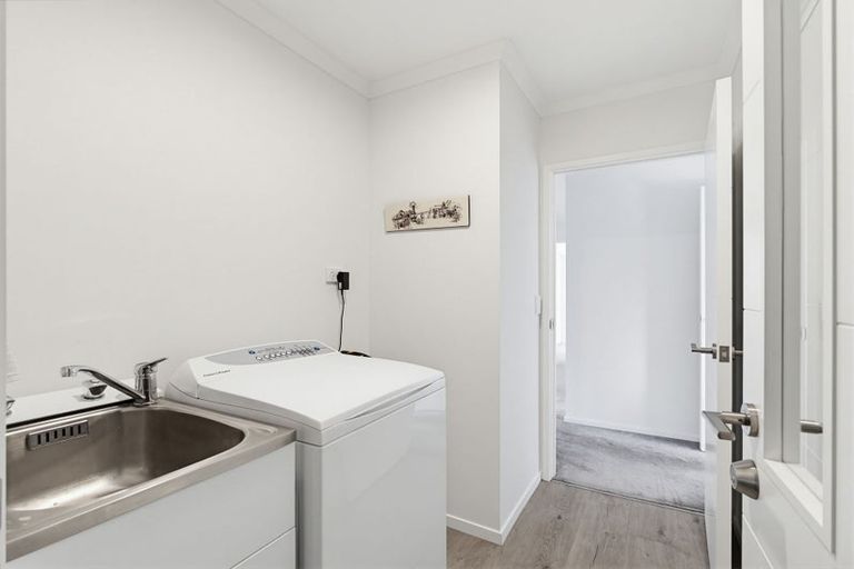 Photo of property in 35 Larissa Road, Halswell, Christchurch, 8025