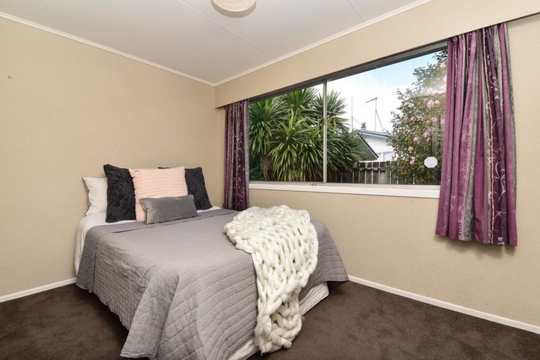 Photo of property in 16 Forth Crescent, Glenview, Hamilton, 3206