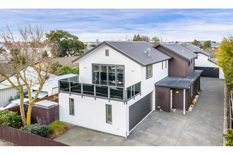 Photo of property in 174 Strickland Street, Sydenham, Christchurch, 8023