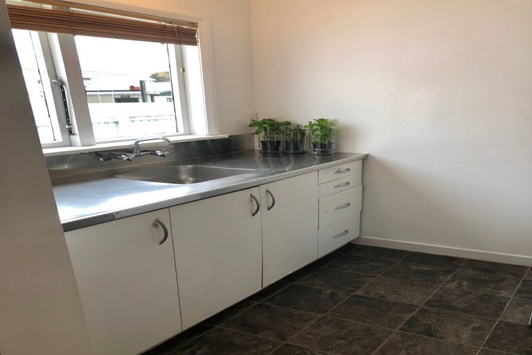 Photo of property in 9 Burton Avenue, Whanganui East, Whanganui, 4500