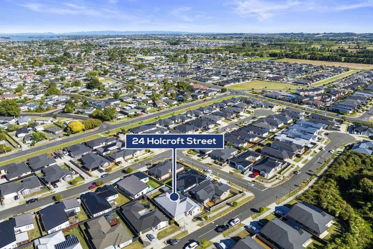 Photo of property in 24 Holcroft Street, Papakura, 2110