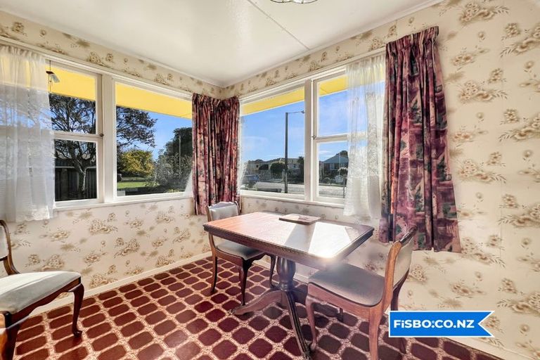 Photo of property in 96 Lipscombe Crescent, Havelock North, 4130