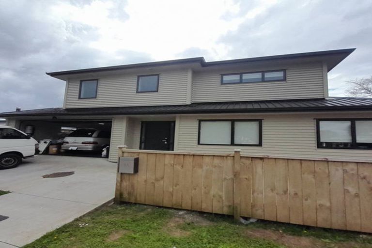 Photo of property in 1a Coletta Lane, Te Atatu South, Auckland, 0610