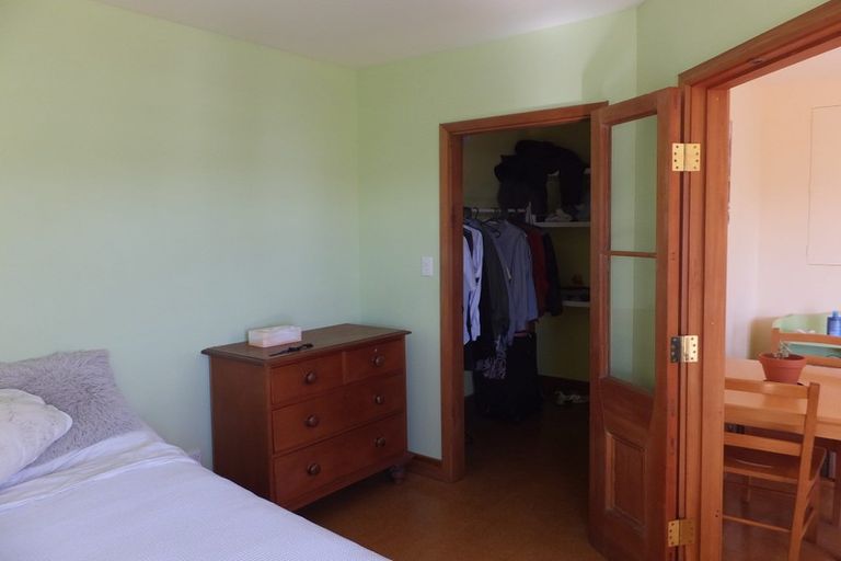 Photo of property in 15 Thane Road, Roseneath, Wellington, 6011