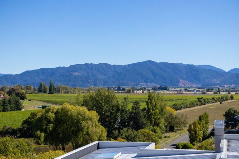 Photo of property in 7 Golf View Close, Fairhall, Blenheim, 7272