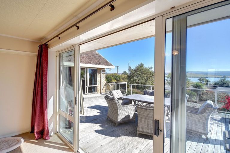 Photo of property in 76 Greenwich Street, Waihola, Milton, 9073