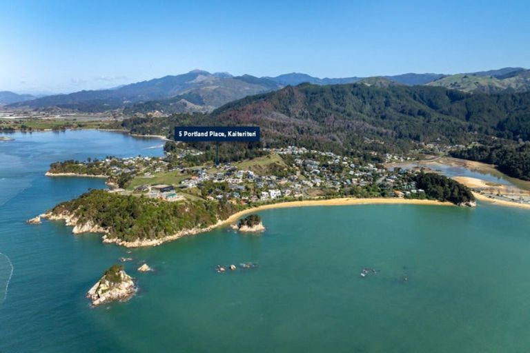 Photo of property in 5 Portland Place, Kaiteriteri, Motueka, 7197