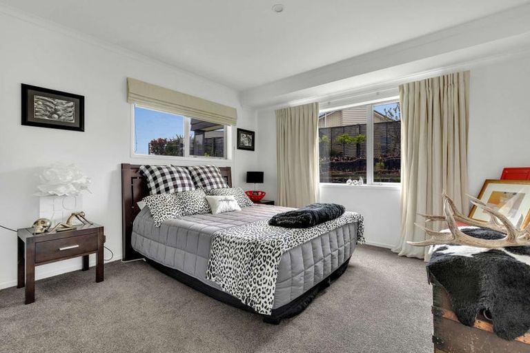 Photo of property in 20 Roseberry Place, Whitianga, 3510