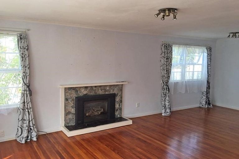 Photo of property in 22 Bellringer Road, Massey, Auckland, 0614