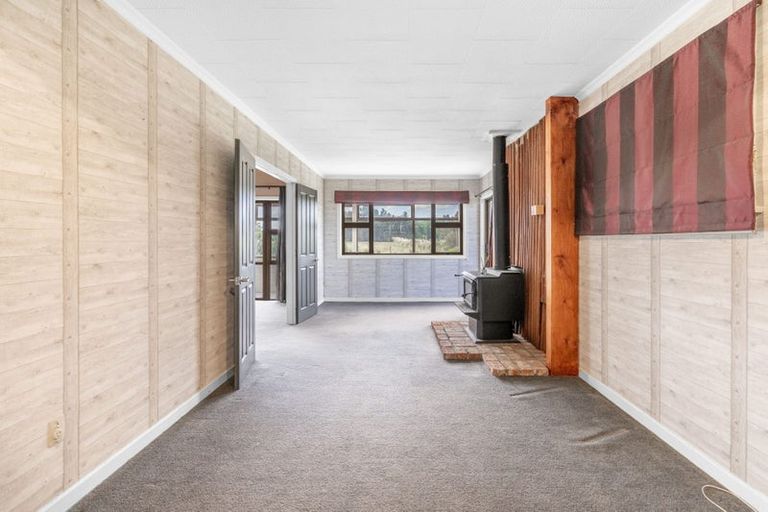 Photo of property in 49 Ferry Road, West Plains, Invercargill, 9879