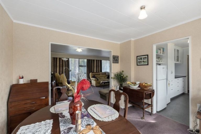Property details for 26 Victoria Terrace, Ohau, Levin, 5570
