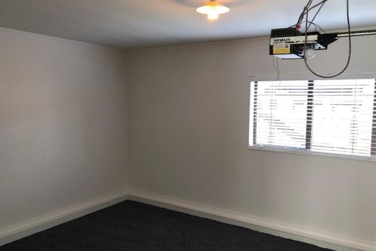 Photo of property in 1/64 Nile Road, Milford, Auckland, 0620