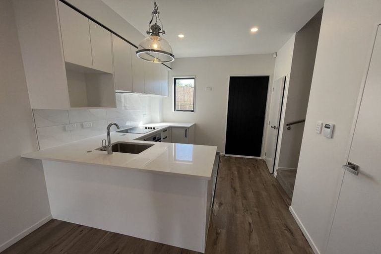 Photo of property in 14/241 Don Buck Road, Massey, Auckland, 0614