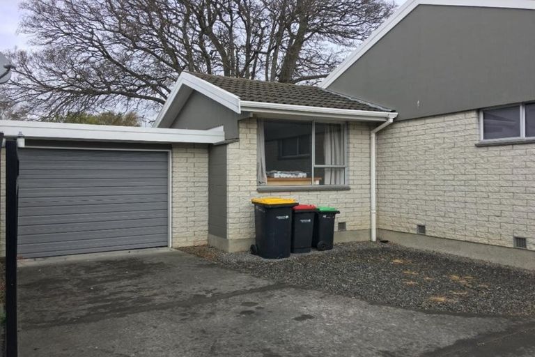 Photo of property in 3/45 Withells Road, Avonhead, Christchurch, 8042