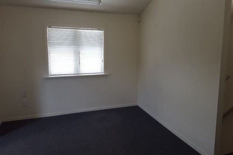 Photo of property in 17 Donald Street, Regent, Whangarei, 0112