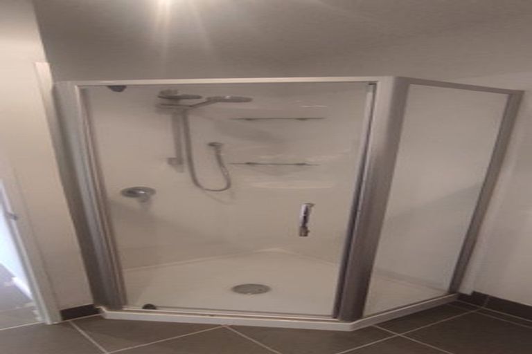 Photo of property in 13e/71 Spencer Road, Oteha, Auckland, 0632