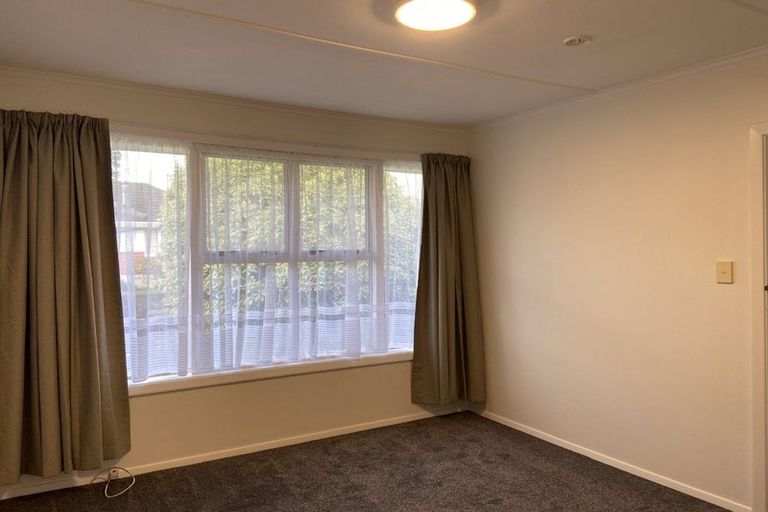 Photo of property in 1/555 Fergusson Drive, Trentham, Upper Hutt, 5018