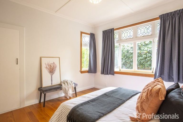 Photo of property in 35 Jordan Terrace, Lansdowne, Masterton, 5810