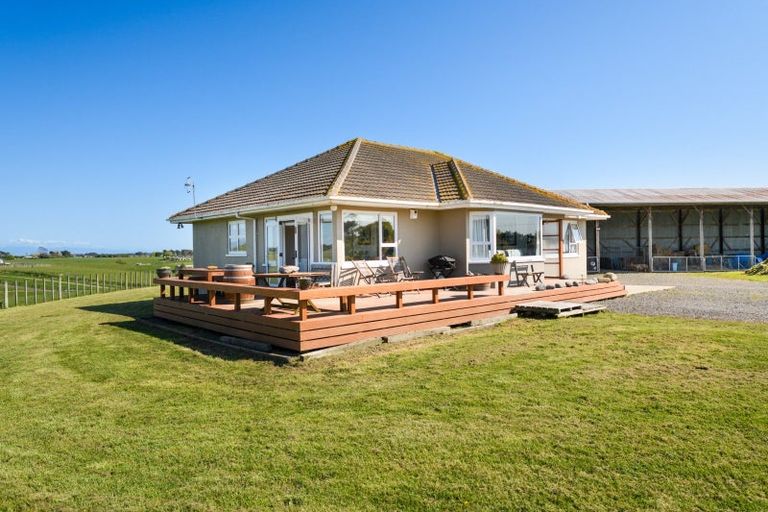 Photo of property in 106 Cemetery Road, Sanson, Palmerston North, 4479