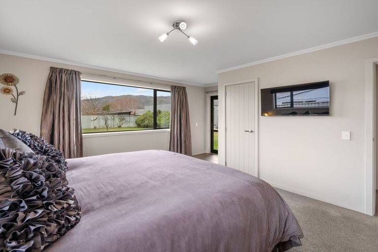 Photo of property in 63 Shields Street, Clyde, 9330