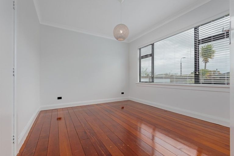 Photo of property in 23 Guy Avenue, Takaro, Palmerston North, 4410