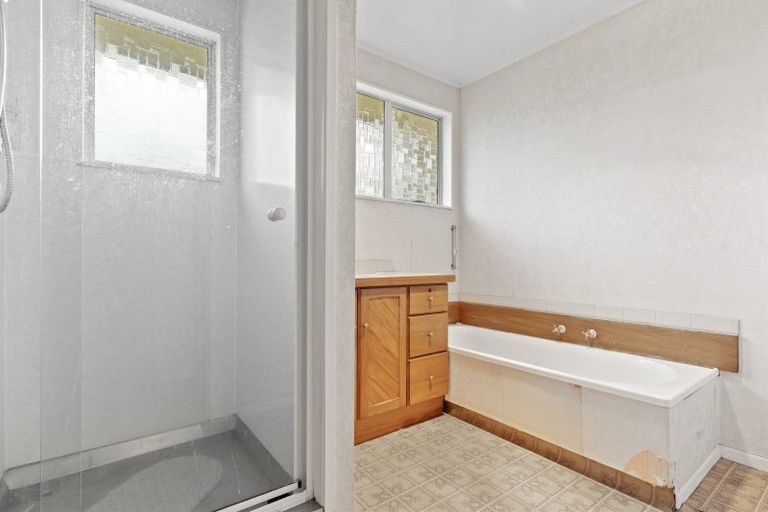 Photo of property in 25 Moore Crescent, Carterton, 5713