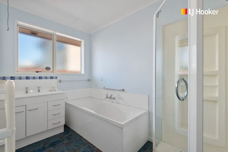 Photo of property in 12 Rowan Place, Mosgiel, 9024