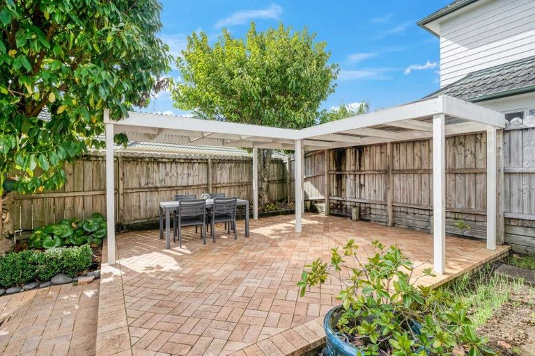 Photo of property in 1/14 Casabella Court, Northpark, Auckland, 2013