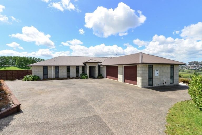 Photo of property in 7 Stonebridge Road, Temple View, Hamilton, 3289