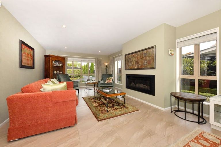 Photo of property in 16a Hadlow Place, Burnside, Christchurch, 8041