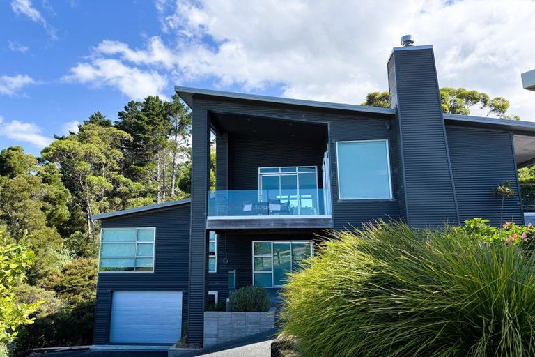 Photo of property in 15 Lang Road, Langs Beach, Waipu, 0582