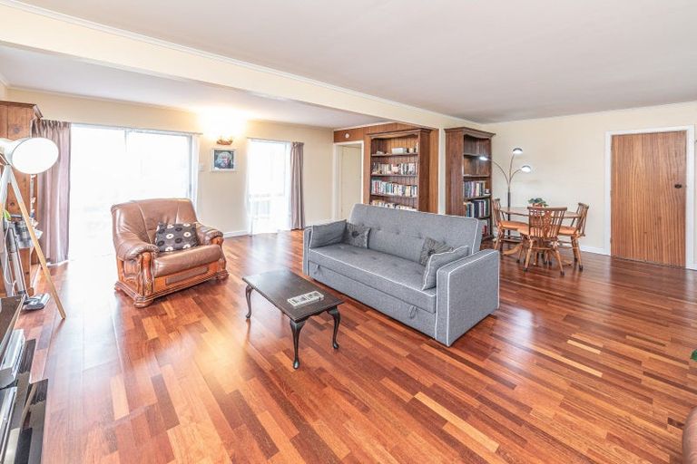 Photo of property in 60 Purnell Street, College Estate, Whanganui, 4500