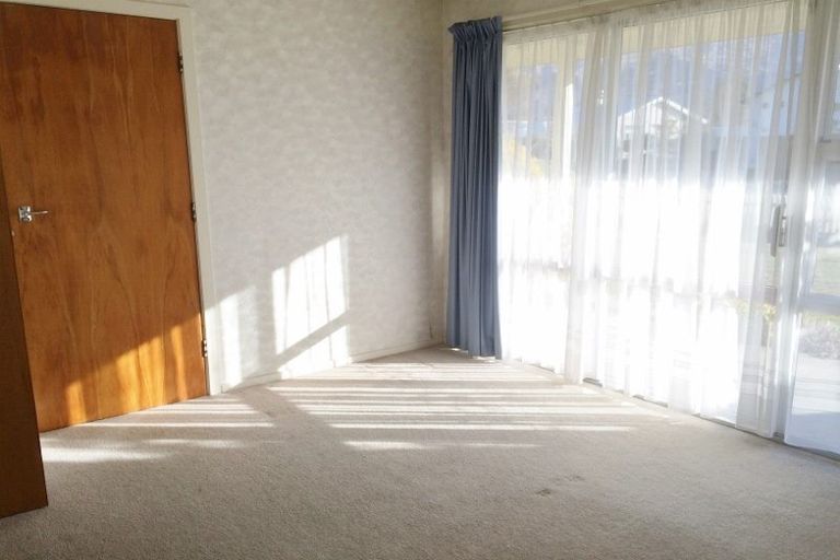 Photo of property in 181 Beacon Point Road, Wanaka, 9305