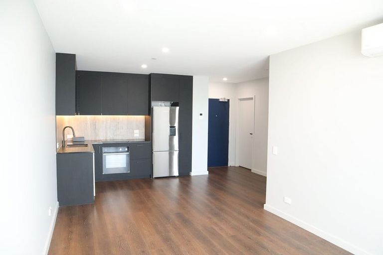 Photo of property in 404/2 Launch Road, Hobsonville, Auckland, 0616