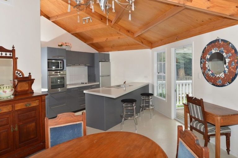 Photo of property in 2 Kaiwaka Road, Onerahi, Whangarei, 0110