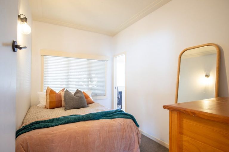 Photo of property in Wallis Street, Raglan, 3225