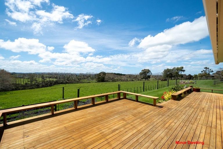 Photo of property in 14 Peters Lane, Taupaki, Henderson, 0782