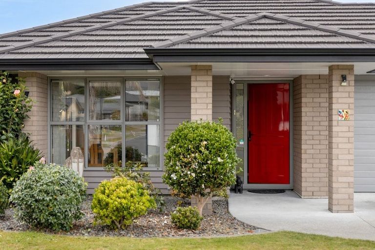 Photo of property in 56 Fairfax Crescent, Pyes Pa, Tauranga, 3112