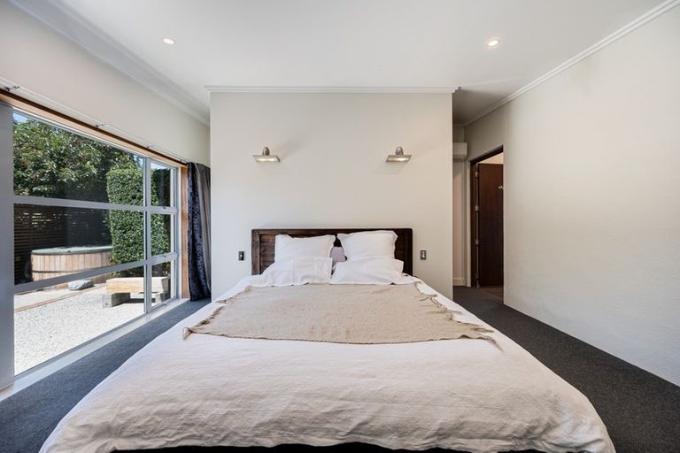 Photo of property in 52 Sylvan Street, Lake Hayes, Queenstown, 9304