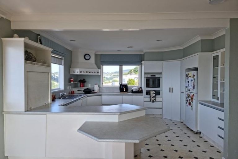 Photo of property in 29 Rama Crescent, Khandallah, Wellington, 6035