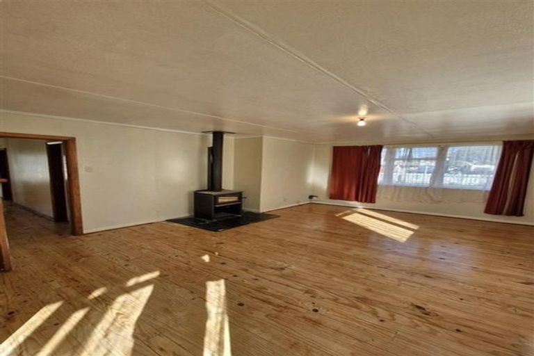 Photo of property in 15 Meadowbank Crescent, Fordlands, Rotorua, 3015