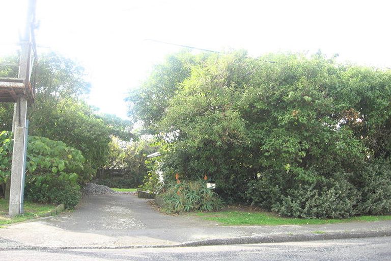 Photo of property in 17 Te Miti Street, Paekakariki, 5034