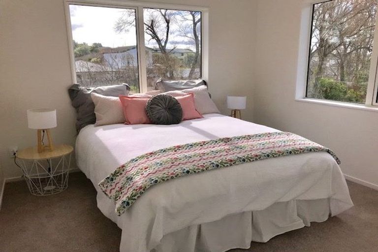 Photo of property in 22b Sabulite Road, Kelston, Auckland, 0602