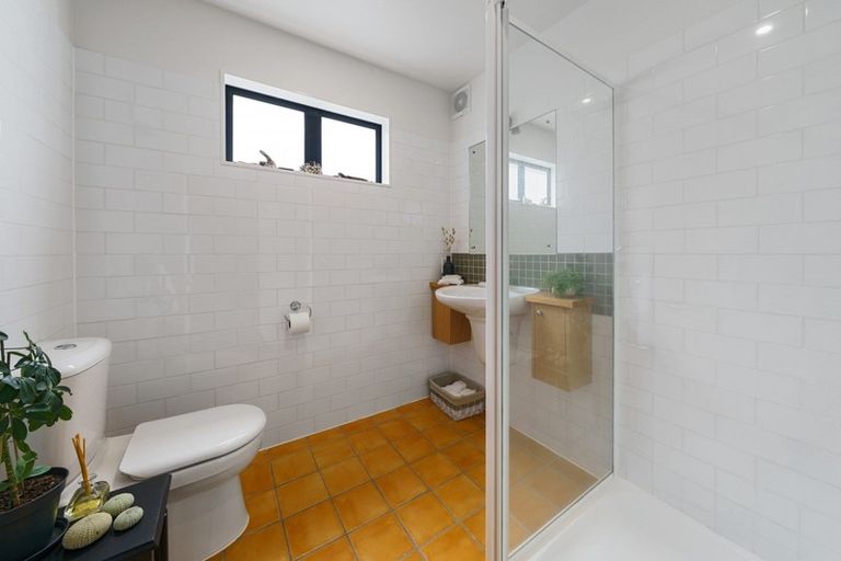 Photo of property in 10b Fettes Crescent, Seatoun, Wellington, 6022