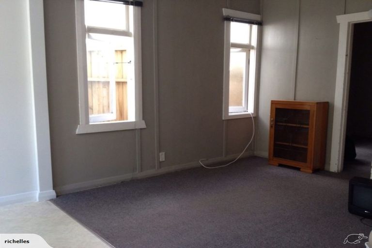 Photo of property in 18 Shoal Bay Road, Devonport, Auckland, 0624