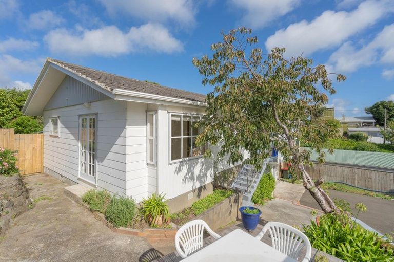 Photo of property in 10 Poplar Avenue, Raumati South, Paraparaumu, 5032