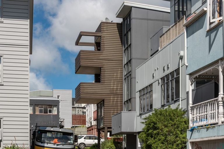 Photo of property in 8/27 Drummond Street, Mount Cook, Wellington, 6021