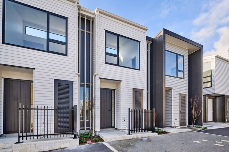 Photo of property in 33 Houhere Street, Paraparaumu, 5032