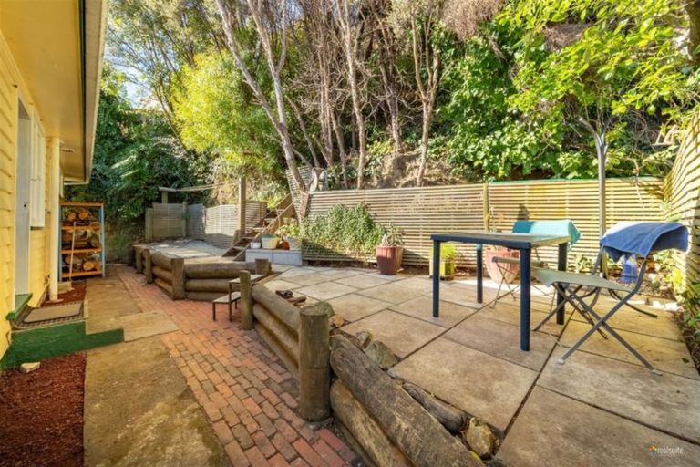 Photo of property in 14 Manor Drive, Stokes Valley, Lower Hutt, 5019